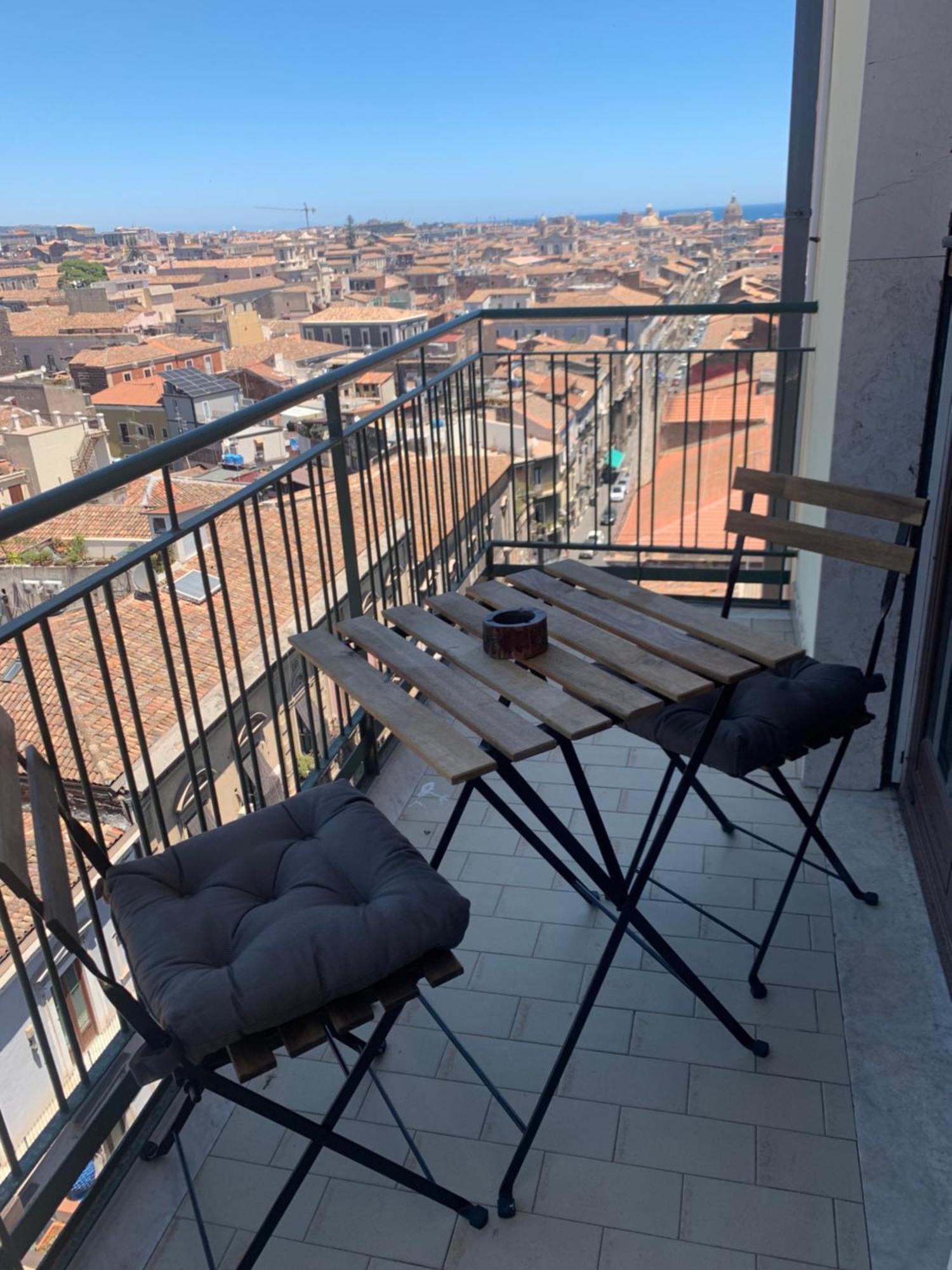 Penthouse Garibaldi Apartment Catania Exterior photo